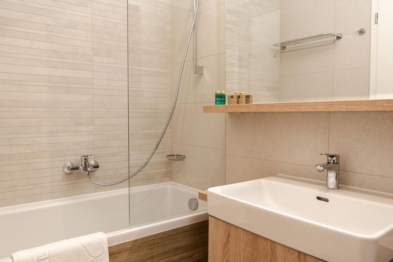 בראשוב Apart B&V 701 Coresi - Luxury Mountain Haven מראה חיצוני תמונה